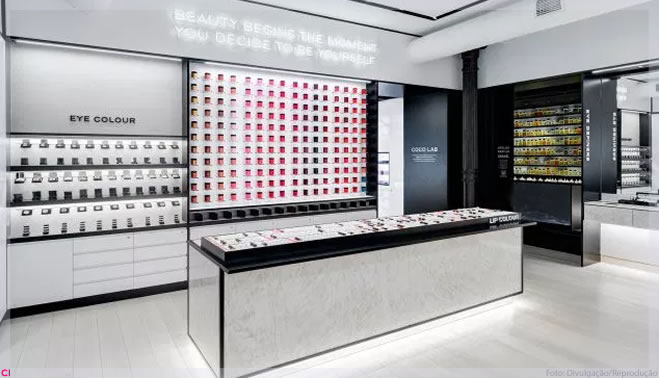 Chanel abre seu primeiro atelier beauté em Nova Iorque