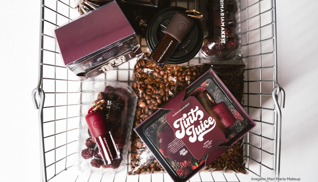 Mari Maria Makeup lança lip tints exclusivos inspirados em amora e café